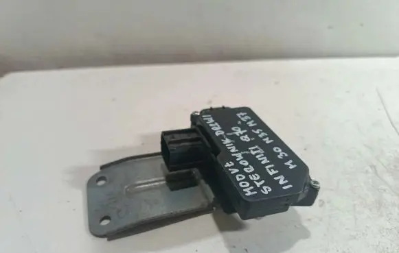 Infiniti Q70 Y51 Door control unit/module 254B61ML4A