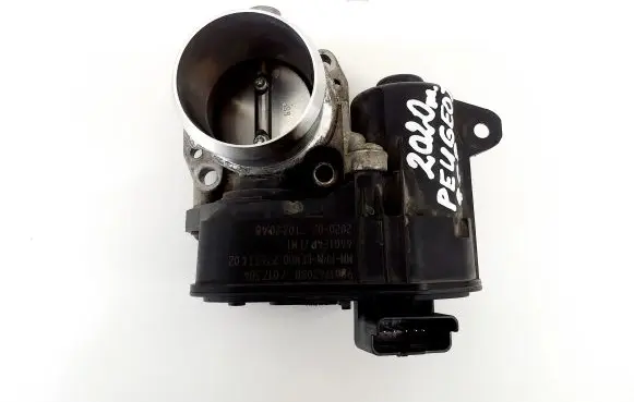 Peugeot 208 Throttle valve 9801942080