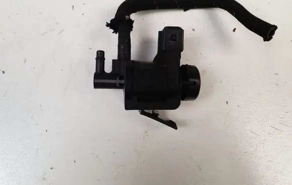 Volkswagen New Beetle Turbo solenoid valve 1J0906283A