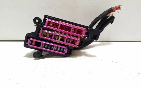 Audi A1 Fuse module 8K2971845A 8K0941824E 4H0941824A