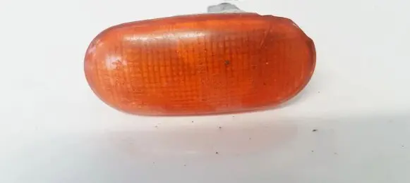 Mitsubishi Colt Front fender indicator light 1132216