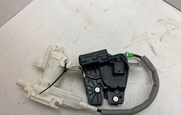 Mercedes-Benz GLE (W166 - C292) Tailgate/trunk/boot lock/catch/latch A0997400300 A0999068600