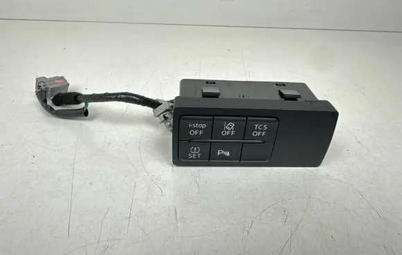 Mazda CX-3 Parking (PDC) sensor switch K1827KA118 DHJ366170 10343714