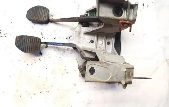 Peugeot 607 Clutch pedal 9648317680