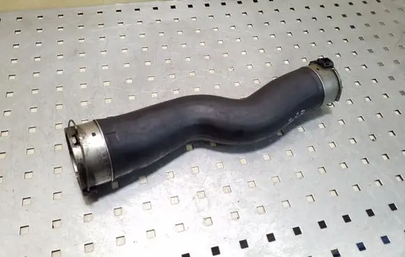 BMW 5 F10 F11 Intercooler hose/pipe