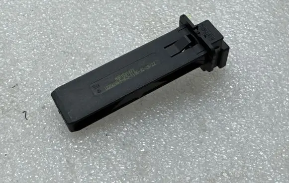 Tesla Model Y Interior temperature sensor H081501073 12276266