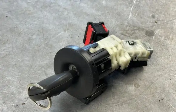 Renault Trafic III (X82) Ignition lock 285910001R