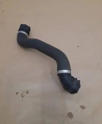 Mercedes-Benz C W205 Engine coolant pipe/hose A2055013182