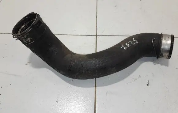 Mercedes-Benz E W212 Intercooler hose/pipe NOCODE