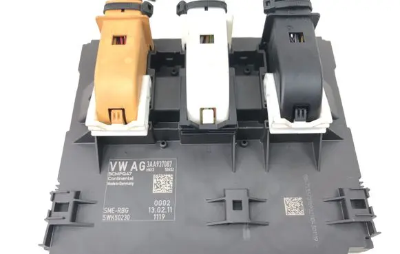 Volkswagen PASSAT B7 Comfort/convenience module 3AA937087 5WK50230