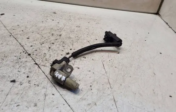 Peugeot 407 Crankshaft position sensor 2070M