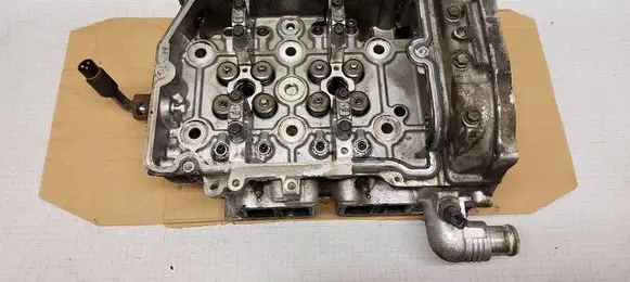 Subaru Outback Engine head T20D