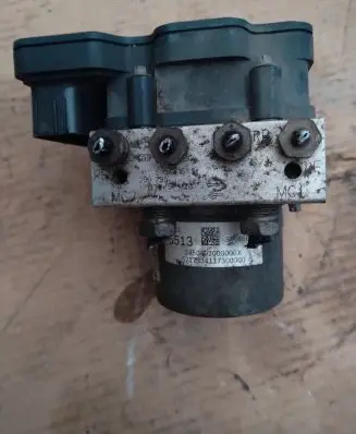 Opel Insignia B ABS Pump 84315513