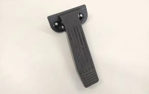 Toyota RAV 4 (XA50) Accelerator throttle pedal