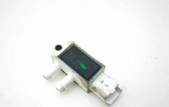 Nissan Navara D23 Exhaust gas pressure sensor 227701177R