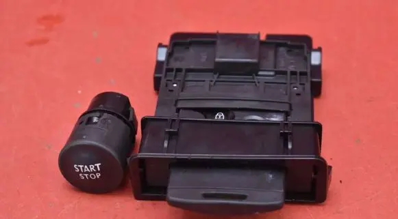 Renault Laguna III Ignition lock A2C53299319