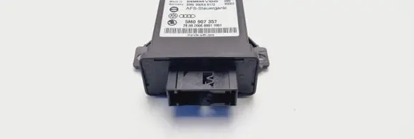 Volkswagen PASSAT B6 Light module LCM 5M0907357