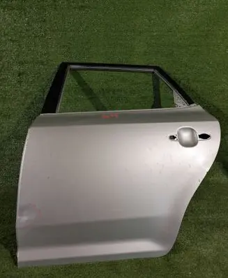KIA Ceed Rear door 