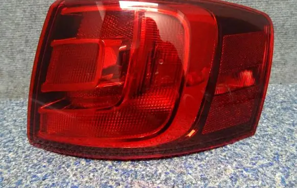 Volkswagen Jetta VI Rear/tail lights 5C6945096B