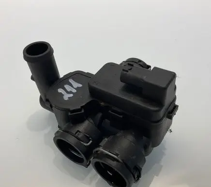 Mercedes-Benz E W211 Coolant heater control valve A2118320084 2118320084