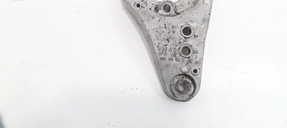Skoda Fabia Mk1 (6Y) Engine mounting bracket 600199185D