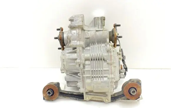 Lexus RX 450H Rear differential 8209048011 RB24W905673