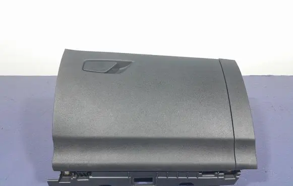 Skoda Octavia 985 Glove box 5E4857097