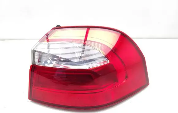 KIA Rio Rear/tail lights 924021W2