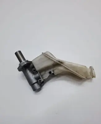 Opel Antara Clutch master cylinder 2523427