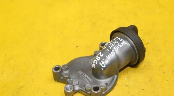 Opel Insignia A Oil fill pipe 55565946