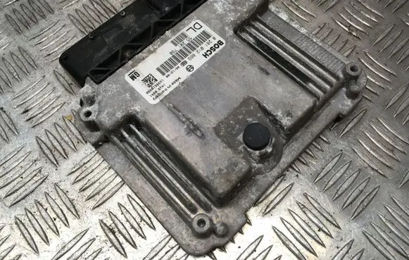 Opel Vectra C Engine control unit/module 0281012869 55201790 1039S19488