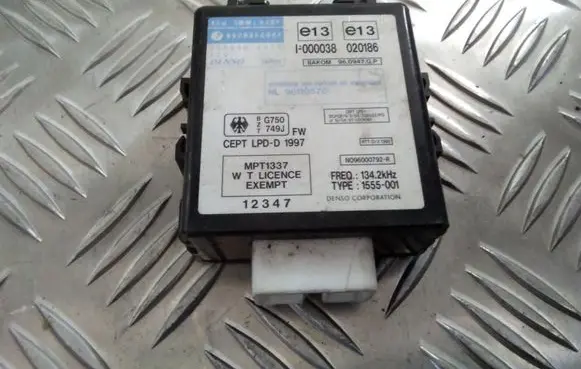 Subaru Forester SF Immobilizer control unit/module 88205FC001 1555000012