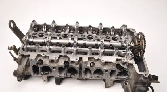 BMW 2 F22 F23 Engine head 8513709