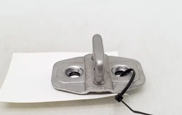 Mercedes-Benz CLS C218 X218 Rear door lock loop/hook striker 45001215