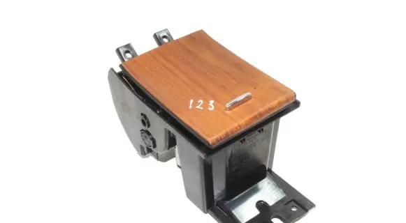 Jaguar XF X250 Car ashtray AX23045H72B