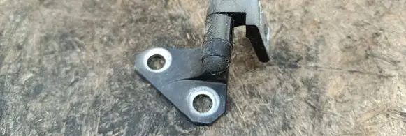 Volkswagen PASSAT CC Front door upper hinge