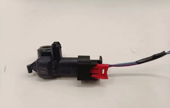 Tesla Model 3 Airbag deployment crash/impact sensor 103676100A