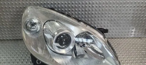 Mercedes-Benz B W245 Headlight/headlamp A1698207861