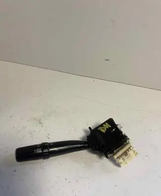 Toyota Avensis T220 Indicator stalk 17A0895