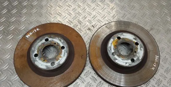 Toyota Yaris Front brake disc
