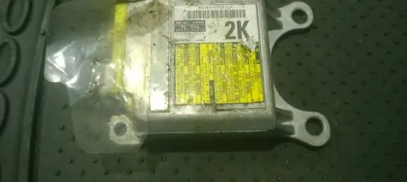 Toyota RAV 4 (XA30) Airbag control unit/module 8917042210 1523008974