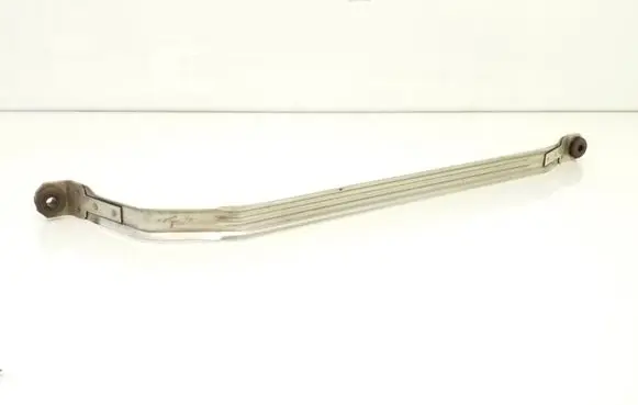 BMW 3 E90 E91 Fuel tank mounting bracket 6765719