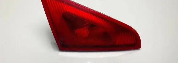 Mitsubishi Colt Tailgate rear/tail lights