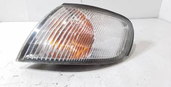 Nissan Almera Front indicator light 3419L