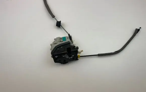 Audi Q5 SQ5 Rear door lock 8X0839015D