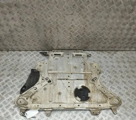 BMW 5 G30 G31 G38 Engine splash shield/under tray 6865263 6887547