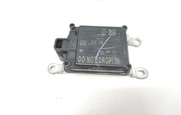 Renault Captur II Distronic sensor radar 284474545R 4057146068 A2C77307902