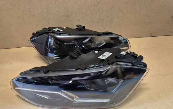 Volkswagen Polo VI Headlight/headlamp 2G1941005 2G1941006
