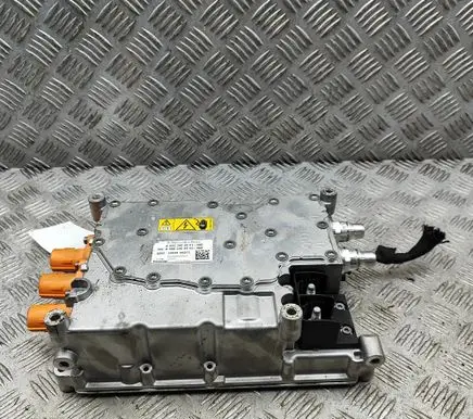 Mercedes-Benz EQA Voltage converter inverter A0003422001 A0003404503
