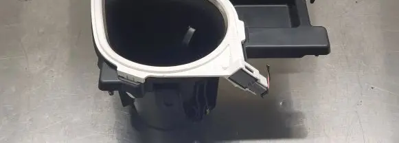 Cup holder